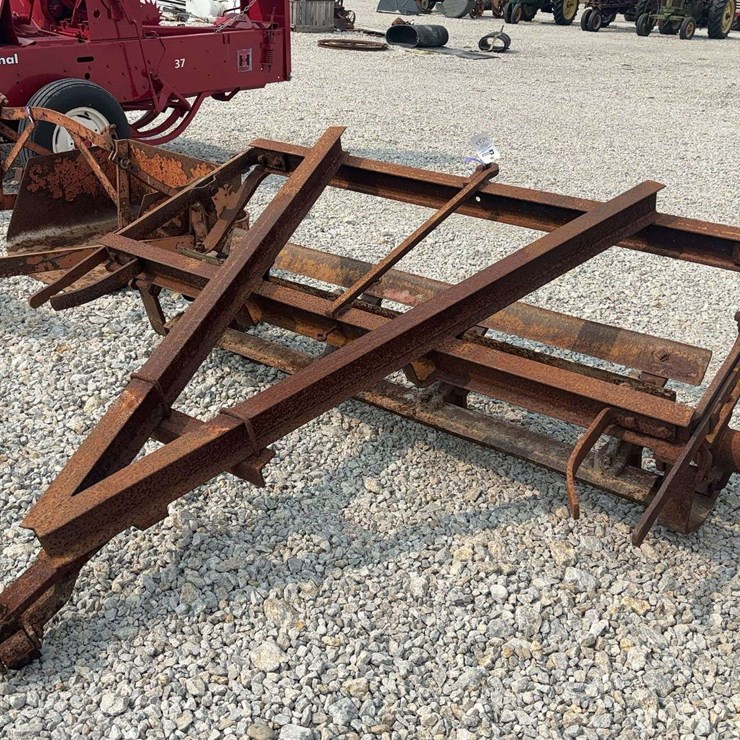 IHC #5 Stalk Cutter