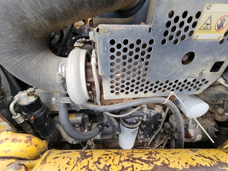 komatsu-d61ex-image-45