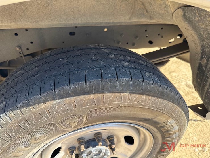 2016-ford-f250-xl-image-7