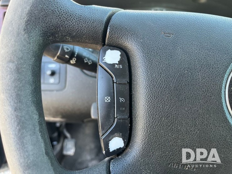 2009-chevrolet-3500-image-44