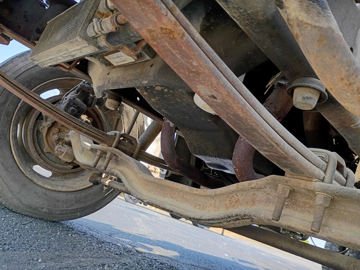 1998-ford-f700-image-31