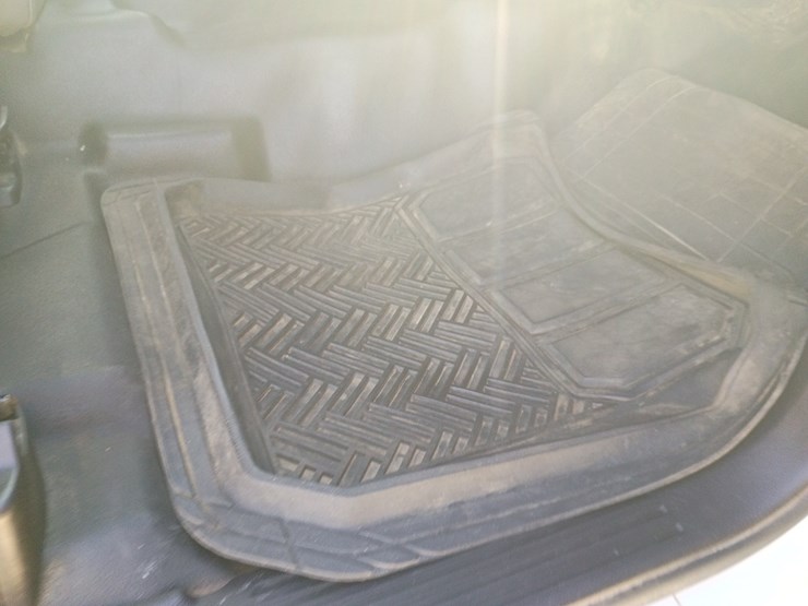 2014-chevrolet-silverado-image-41