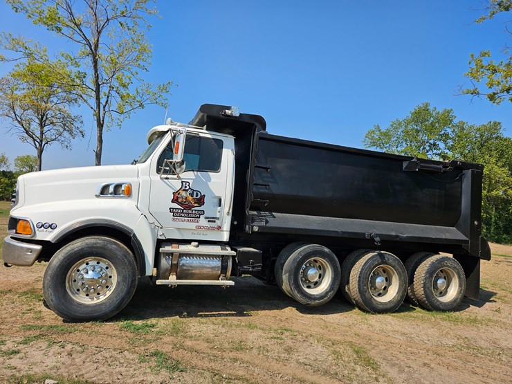 2006-sterling-l9500-image-6