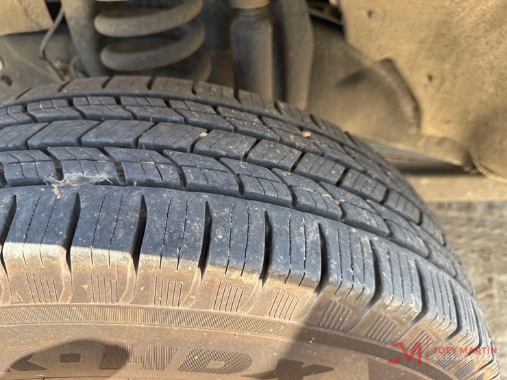 2017-ford-f250-xl-image-5