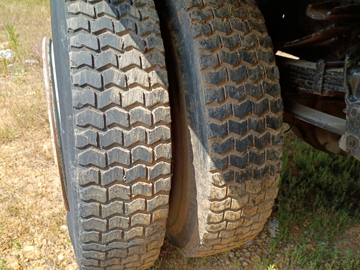 1989-ford-f800-image-98