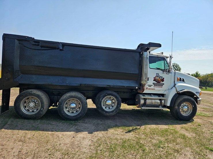 2006-sterling-l9500-image-22