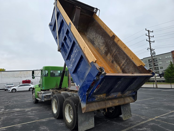 2016-kenworth-t370-image-63