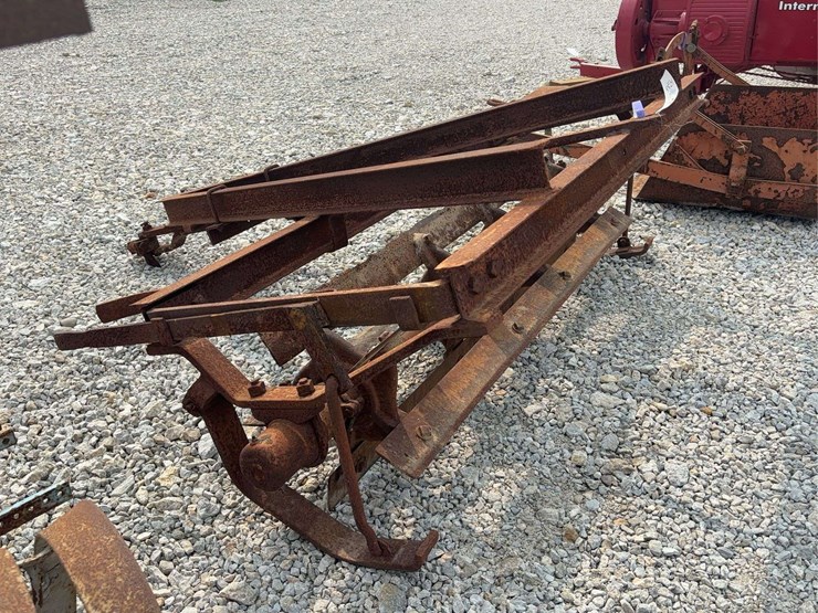 ihc-#5-stalk-cutter-image-3