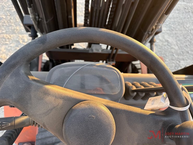 new/unused-e-picker-model-efl30-189-electric-forklift-image-16
