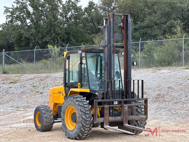 2019-jcb-930-image-1
