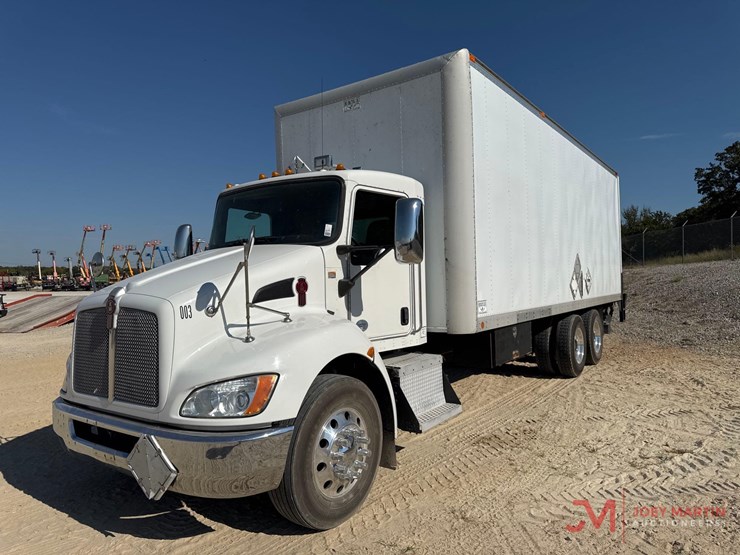 2013-kenworth-t370-image-4