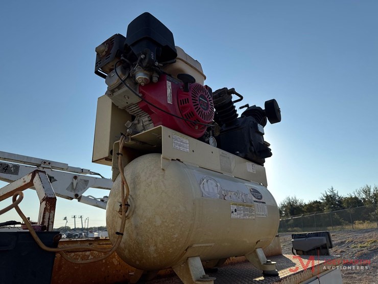 2012-ram-4500-service-truck-image-6