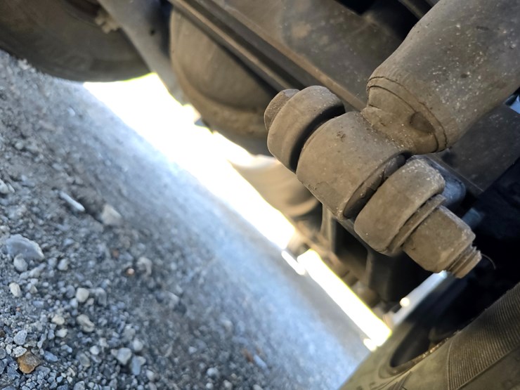 2015-peterbilt-579-image-100