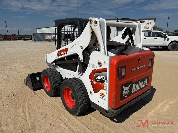 2021-bobcat-s590-image-3