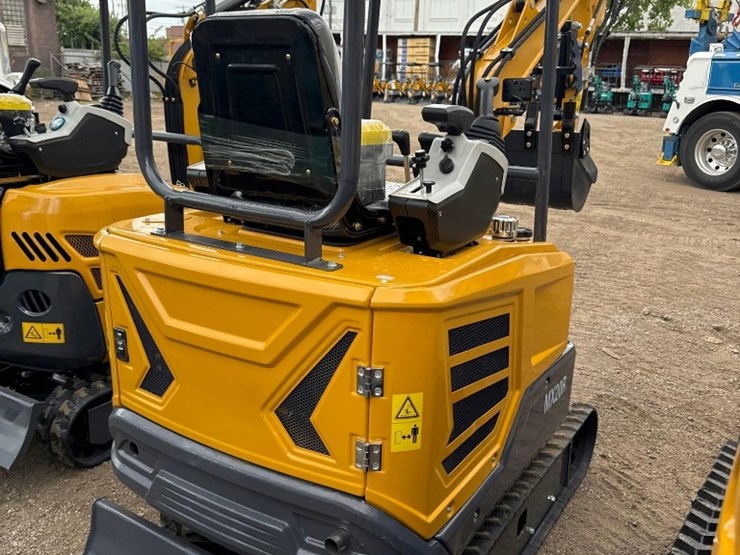 new-cfg-industrial-co-mini-excavator-model-mx20r-image-5