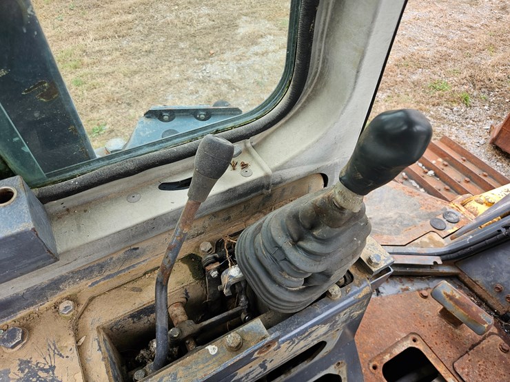 komatsu-d61ex-image-34