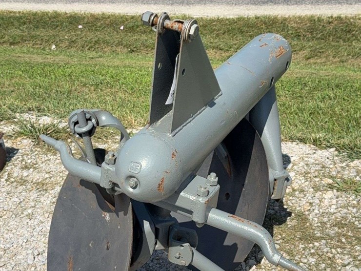 2-bottom-mounted-disc-plow-image-8