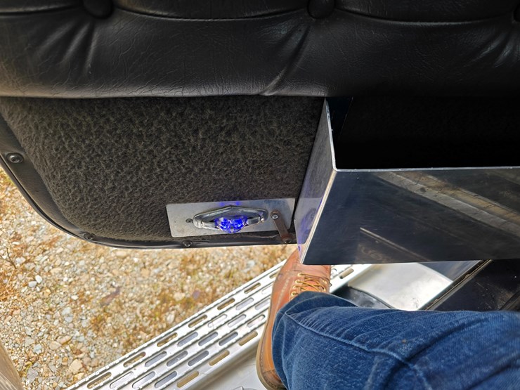 1999-international-9400-image-93