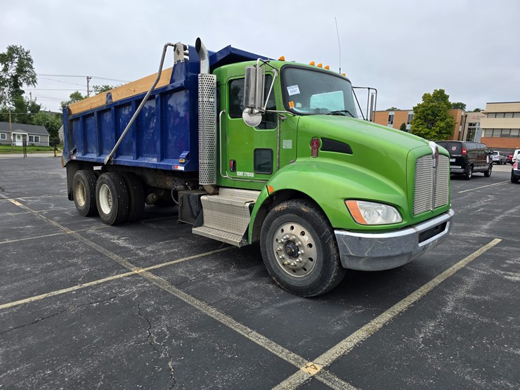 2016-kenworth-t370-image-40