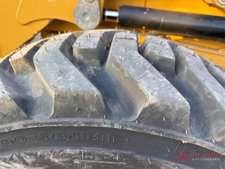 2018-caterpillar-420f2-it-image-10