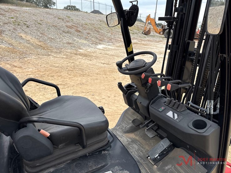 2021-hangcha-cpyd25-xw71f-c-straight-mast-forklift-image-11