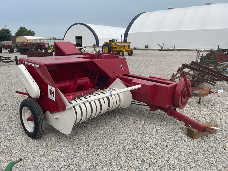 international-baler-image-1