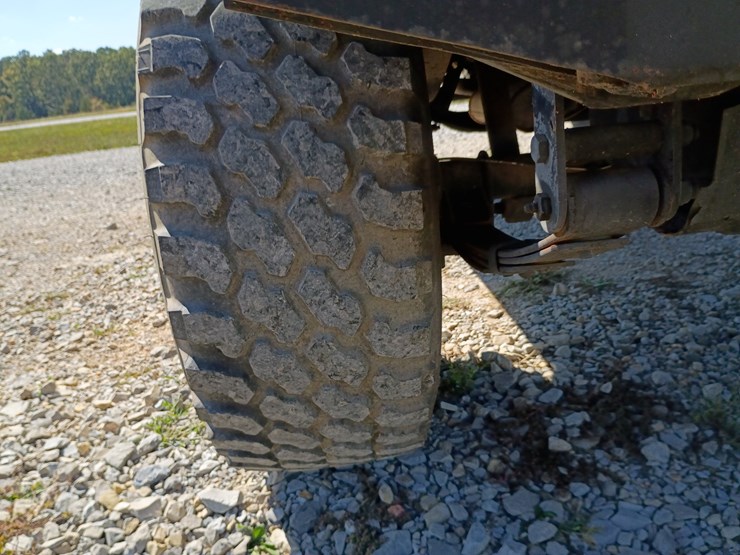 1995-jeep-wrangler-image-67