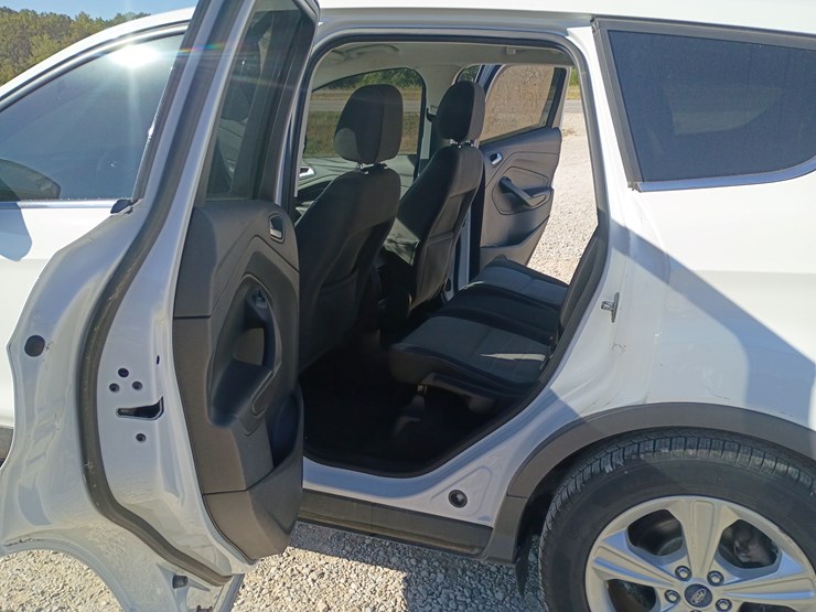 2016-ford-escape-image-61