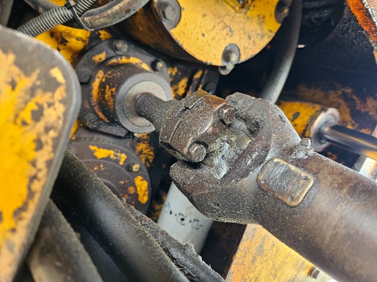 648-deere-648e-image-77