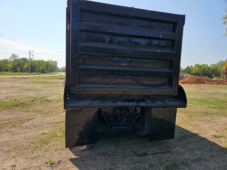 2006-sterling-l9500-image-15