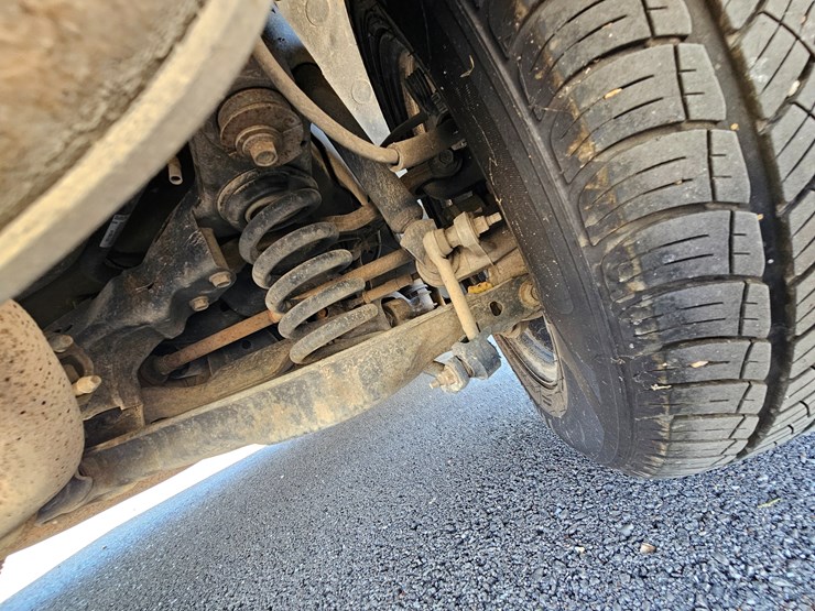 2017-ford-explorer-image-51