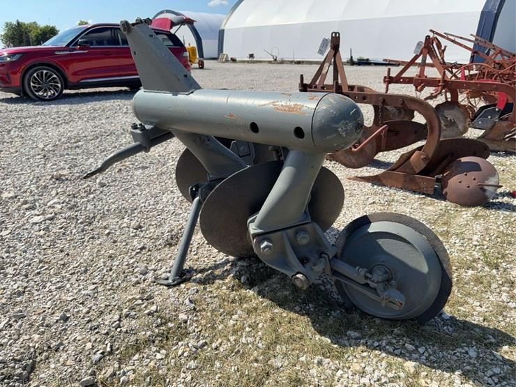 2-bottom-mounted-disc-plow-image-5