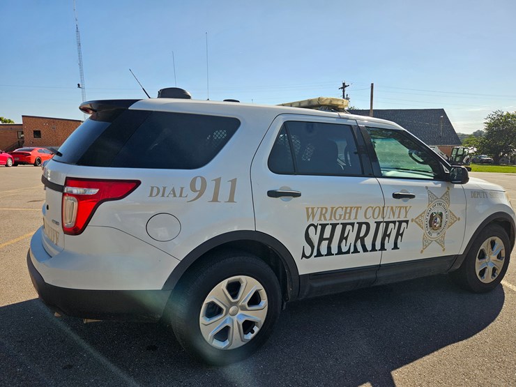 2014-ford-explorer-image-13