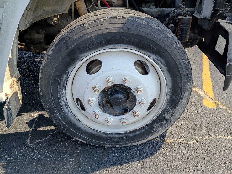 1998-ford-f700-image-44