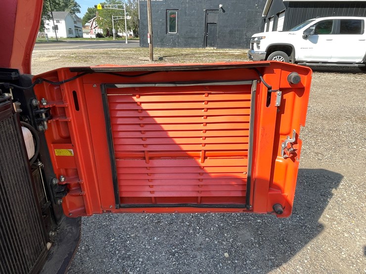 kubota-svl90-2-image-32