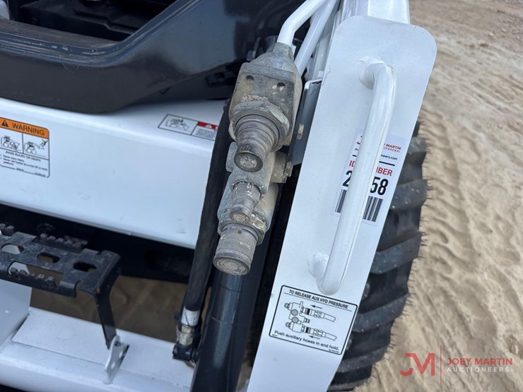 2021-bobcat-s450-image-7