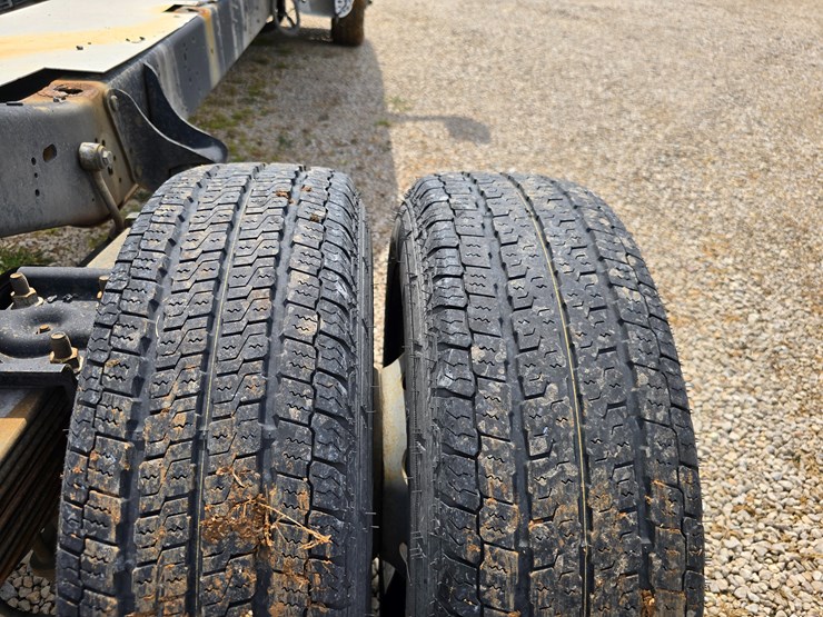 2006-ford-e450-image-57