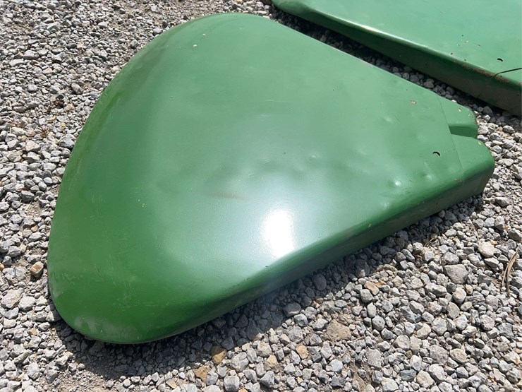 john-deere-clamshell-fenders-image-4
