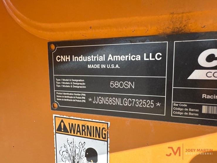 2016-case-580sn-image-17