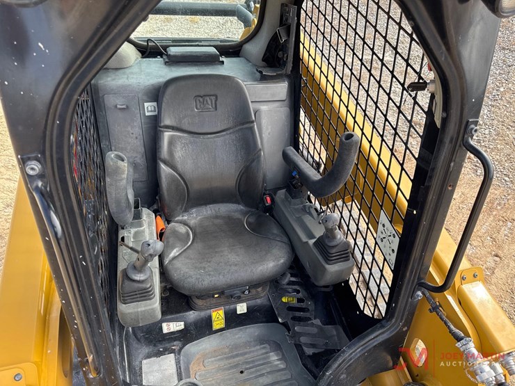 2022-caterpillar-249d3-image-13