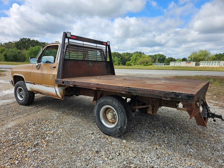 1984-chevrolet-k10-image-9
