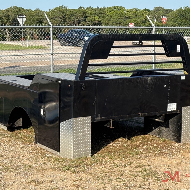 UNUSED 2023 NORTHSTAR TRUCK BED