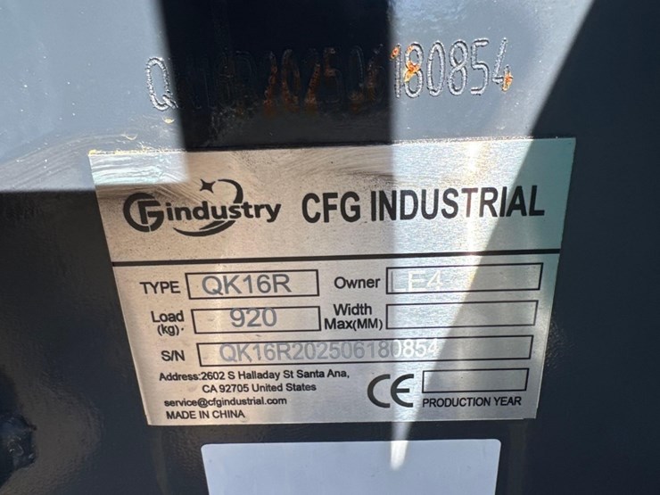 new-cfg-industrial-co-mini-excavator-model-qk16r-image-8