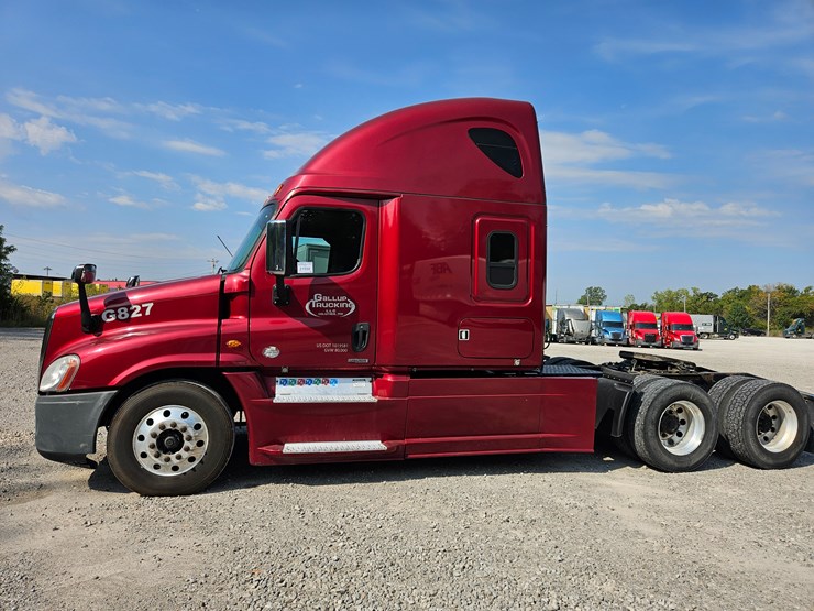 2016-freightliner-cascadia-125-image-5