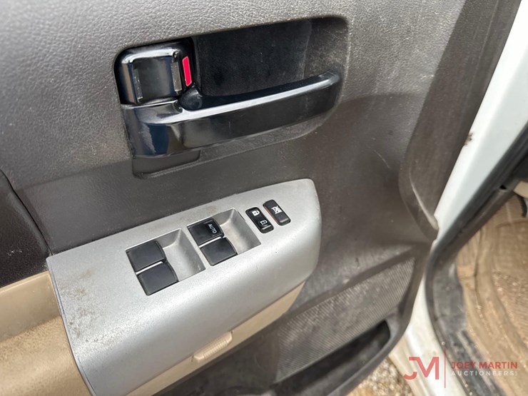 2008-toyota-tundra-image-14