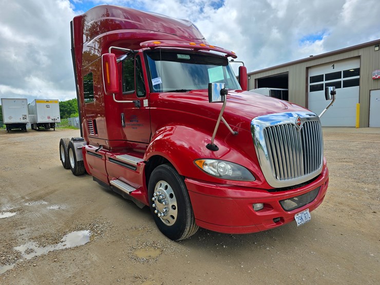 2015-international-prostar-image-36