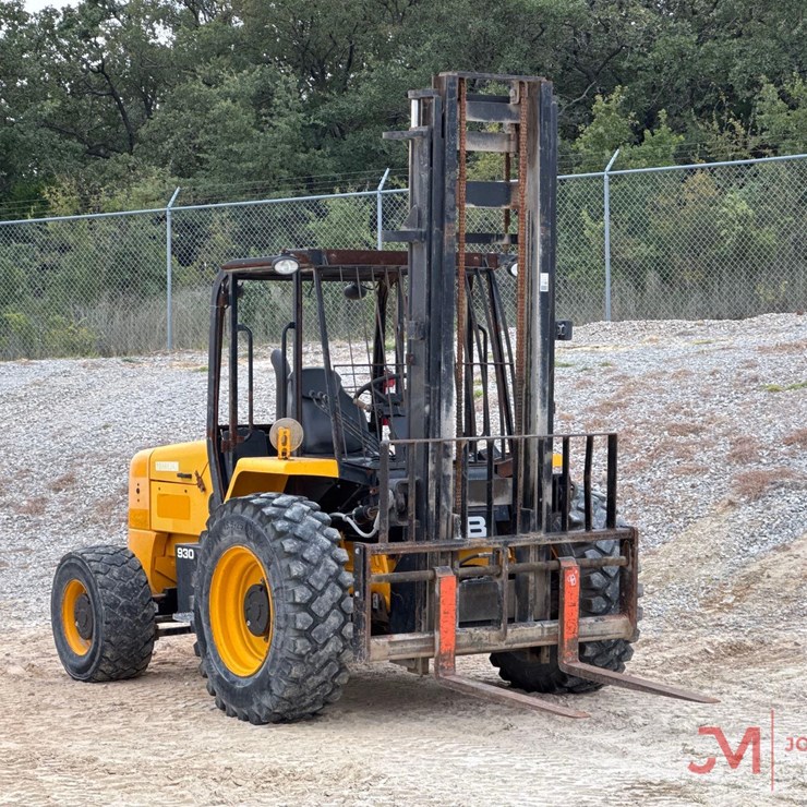 2019 JCB 930