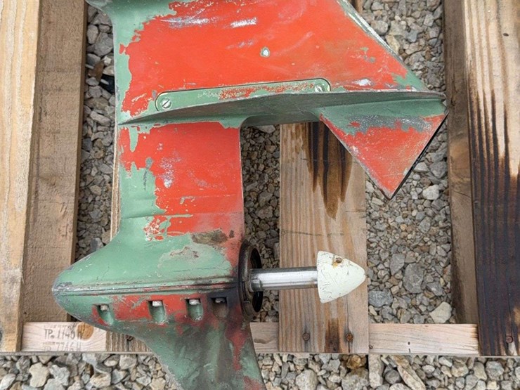 johnson-25-outboard-motor-image-2