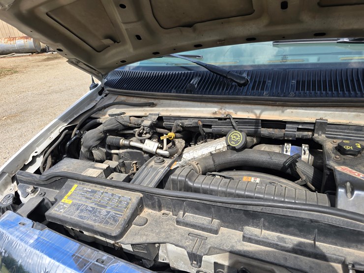 2008-ford-e450-image-37