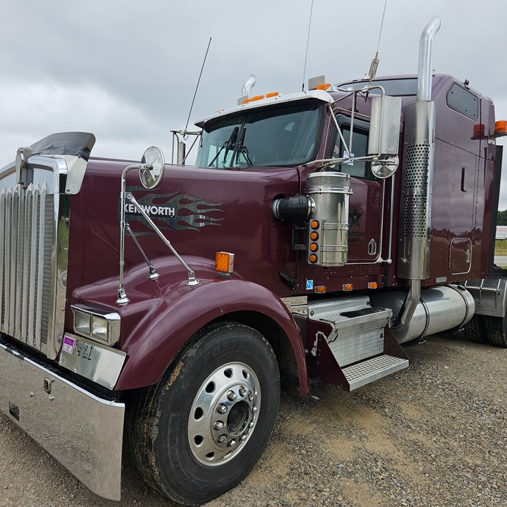 2000 KENWORTH W900